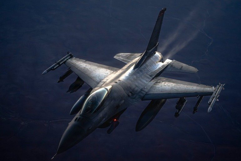 US F-16 fighter jet crashes in Michigan; pilot ejects safely