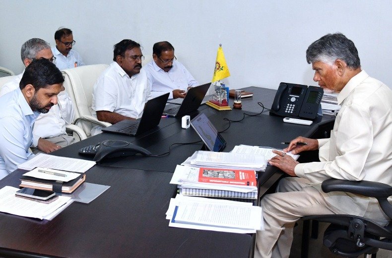 Andhra Pradesh on Alert as Cyclone Arnab Approaches; 2,199 Shelters Identified